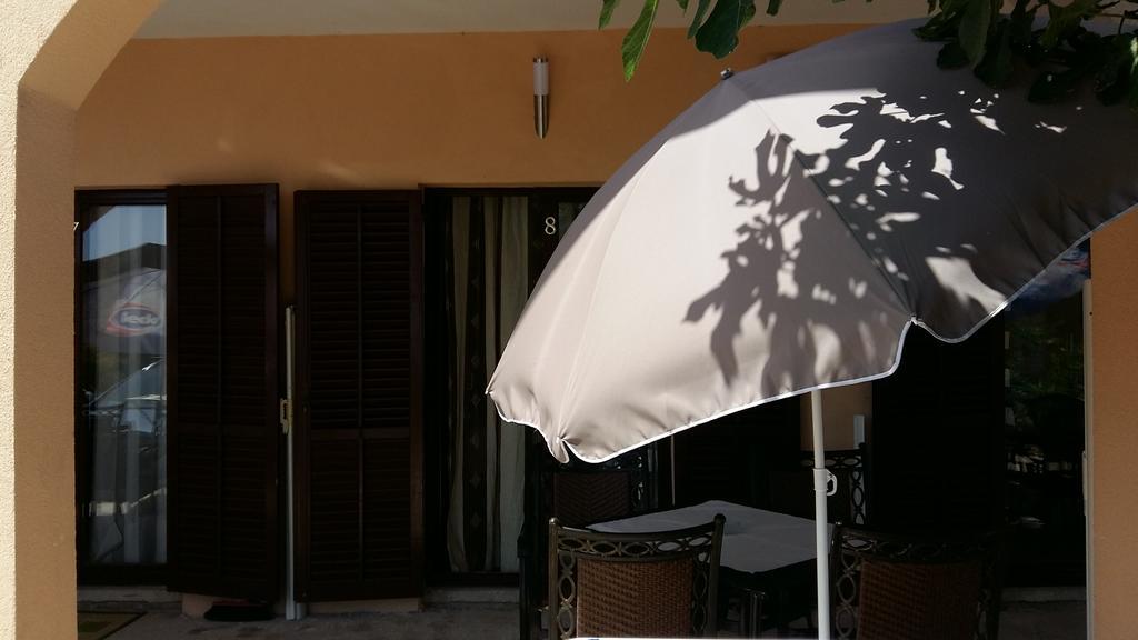 Morska Vila Apartment Vir Ngoại thất bức ảnh